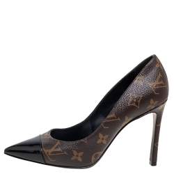 مملوكة مسبقًا Louis Vuitton Brown Monogram Canvas and Black Patent Leather Cap Toe Fetish Pointed-Toe Pumps Size 37