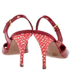 مملوكة مسبقًا صندل لوي فيتون جلد نقشة التمساح أحمر مطبو ع بفيونكة وحزام للكاحل مقاس 41