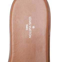 مملوكة مسبقًا Louis Vuitton Brown Leather Lock It Slide Sandals Size 37.5