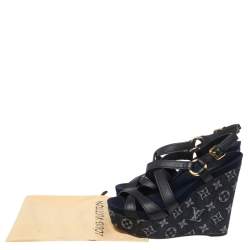 مملوكة مسبقًا صندل لوي فيتون أوشن دينم مونوغرامي وجلد أزرق كحلي كعب أزرق كحلي مقاس 38