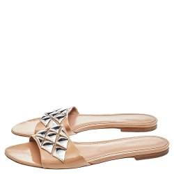 مملوكة مسبقًا صندل سلايد فلات لوي فيتون جلد بيج لامع  فلات مزخرف مقاس 39.5