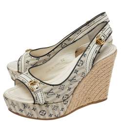 مملوكة مسبقًا Louis Vuitton White/Navy Blue Monogram Canvas Espadrille Wedge Slingback Sandals Size 36