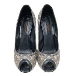 Pre Owned حذاء كعب عالي لوي فيتون كانفاس ميني لين مونوغرامي وجلد لامع مقدمة مفتوحة أزرق مقاس 37