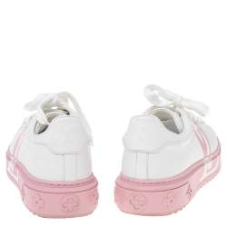 مملوكة مسبقًا Louis Vuitton White/Pink Leather Logo Time Out Sneakers Size 37