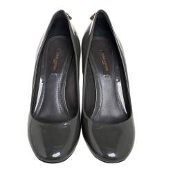 Pre Owned Louis Vuitton Grey Patent Leather Padlock Detail Round-Toe Pumps Size 38