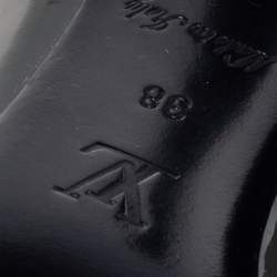 Pre Owned Louis Vuitton Grey Patent Leather Padlock Detail Round-Toe Pumps Size 38