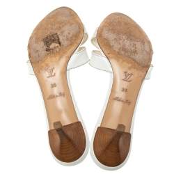 Louis Vuitton Off White Patent Leather Slide Sandals Size 38