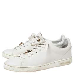 مملوكة مسبقًا حذاء رياضي لوي فيتون فرونترو مزخرف بالشعار جلد أبيض عنق منخفض مقاس 38.5