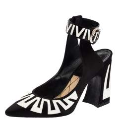 مملوكة مسبقًا صندل لوي فيتون جلد لامع وساتان أبيض/أسود رباط كاحل مقاس 37