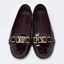 Pre Owned حذاء لوفرز أوكسفورد لوي فيتون جلد لامع عنابي مقاس 37