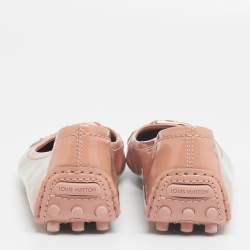 مملوكة مسبقًا حذاء باليرينا فلات اكسفورد لوي فيتون جلد لامع بيج مقاس 37.5