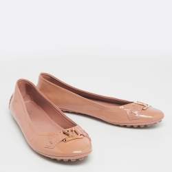 مملوكة مسبقًا حذاء باليرينا فلات اكسفورد لوي فيتون جلد لامع بيج مقاس 37.5