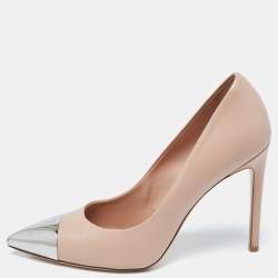 مملوكة مسبقًا Louis Vuitton Nude Pink Leather Urban Twist Metal Cap-Toe Pumps Size 39