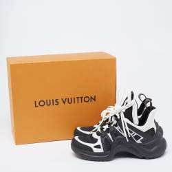 مملوكة مسبقًا حذاء رياضي لوي فيتون أركلايت جلد ونيوبرين أبيض/أسود مقاس 38