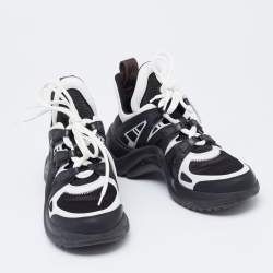 مملوكة مسبقًا حذاء رياضي لوي فيتون أركلايت جلد ونيوبرين أبيض/أسود مقاس 38