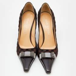 مملوكة مسبقًا حذاء كعب عالي لوي فيتون جلد لامع وشعر حصان بني فيونكة معدن غطاء مقدمة مقاس 39