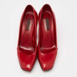 مملوكة مسبقًا Louis Vuitton Red Patent Leather Platform Block Heel Pumps Size 38