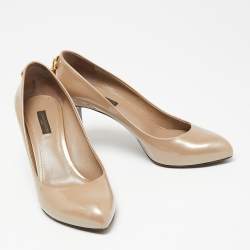 Pre Owned Louis Vuitton Beige Patent Leather Oh Really! Pumps Size 37.5