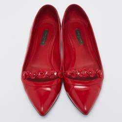 مملوكة مسبقًا حذاء باليرينا فلات لوي فيتون جلد أحمر لامع  مزخرف بالزهور مقاس 37.5