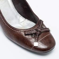 Pre Owned Louis Vuitton Dark Brown Leather Bow Round-Toe Pumps Size 37 