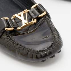 Pre Owned حذاء لوفرز لوي فيتون أوكسفورد جلد لامع برونزي مقاس 40