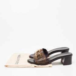 مملوكة مسبقًا Louis Vuitton Brown Monogram Canvas Lock It Slide Sandals Size 38