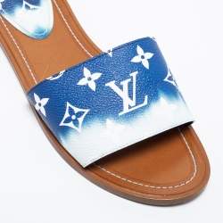 مملوكة مسبقًا صندل سلايد لوي فيتون لوكيت كانفاس مونوغرامي أزرق كحلي مقاس 40