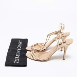 Pre Owned صندل لوي فيتون ساتان وجلد كريمي بحزام للكاحل مقاس 38