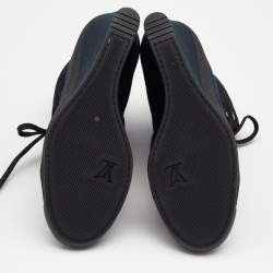 مملوكة مسبقًا Louis Vuitton Black/Blue Monogram Embossed Suede And Canvas Cap Toe Wedge Sneakers Size 39.5