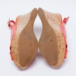 مملوكة مسبقًا صندل لوي فيتون جلد فيرنيه روج غرينادين كعب روكي مقاس 40.5