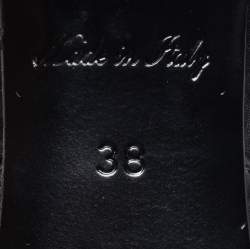 مملوكة مسبقًا Louis Vuitton Black Leather And Monogram Canvas Slide Sandals Size 38