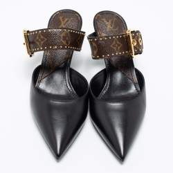 مملوكة مسبقًا Louis Vuitton Black Leather And Monogram Canvas Slide Sandals Size 38