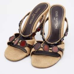 مملوكة مسبقًا Louis Vuitton Beige Embellished Canvas and Leather Slide Sandals Size 39