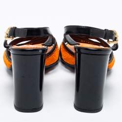 مملوكة  مسبقًا صندل لوي فيتون جلد  لامع وقماش منقوش مونوغرامي برتقالي / أسود بحزام كاحل مقاس 39