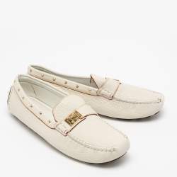 Pre Owned حذاء لوفرز لوي فيتون جلد أوف وايت قفل حرف أس سليب أون مقاس 40.5