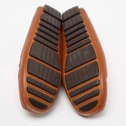 مملوكة مسبقًا Louis Vuitton Tan Leather S Lock Slip On Loafers Size 40.5