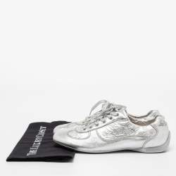 مملوكة مسبقًا Louis Vuitton Metallic Silver Monogram Leather Trainers Lace Up Low Top Sneakers Size 38