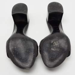 مملوكة مسبقًا Louis Vuitton Black Leather Applique Embellished Block Heel Slide Sandals Size 40