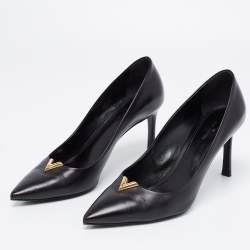 Louis Vuitton Black Leather Heartbreaker Pointed Toe Pumps Size 38.5