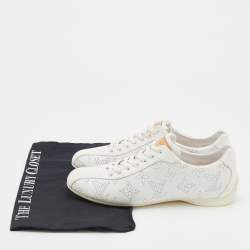 مملوكة مسبقًا حذاء رياضي لوي فيتون جلد ماهينا مونوغرامي أبيض عنق منخفض مقاس 36