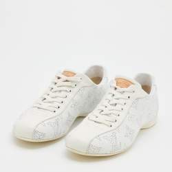 مملوكة مسبقًا حذاء رياضي لوي فيتون جلد ماهينا مونوغرامي أبيض عنق منخفض مقاس 36