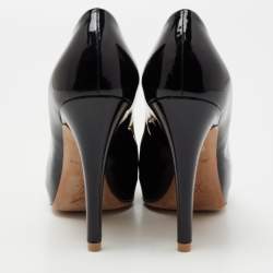 مملوكة مسبقًا Louis Vuitton Black Patent Leather Damier Azur Damia Peep-Toe Pumps Size 39.5