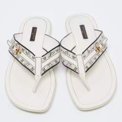 Louis Vuitton White Monogram Canvas And Leather Thong Flats Size 38.5