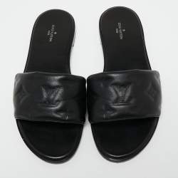 مملوكة مسبقًا Louis Vuitton Black Monogram Embossed Leather Revival Flat Slides Size 38