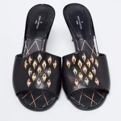 مملوكة مسبقًا Louis Vuitton Black Leather Slide Sandals Size 38.5