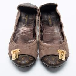 Pre Owned Louis Vuitton Brown Leather And Monogram Canvas Ballet Flats Size 37.5
