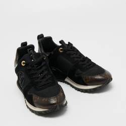 مملوكة مسبقًا Louis Vuitton Brown/Black Coated Canvas and Suede Run Away Sneakers Size 36.5