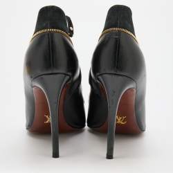 مملوكة مسبقًا Louis Vuitton Black Suede and Leather Pointed Toe Booties Size 39