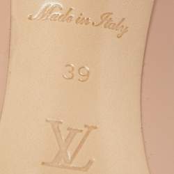 مملوكة مسبقًا Louis Vuitton Beige Leather Urban Twist Pumps Size 39
