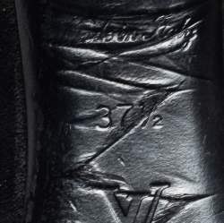 مملوكة مسبقًا Louis Vuitton Black Suede Madeleine Mules Size 37.5